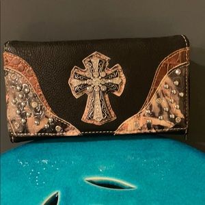 Women’s stages west wallet